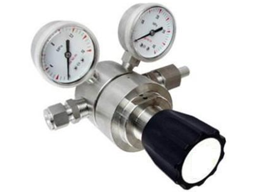 气体调压器